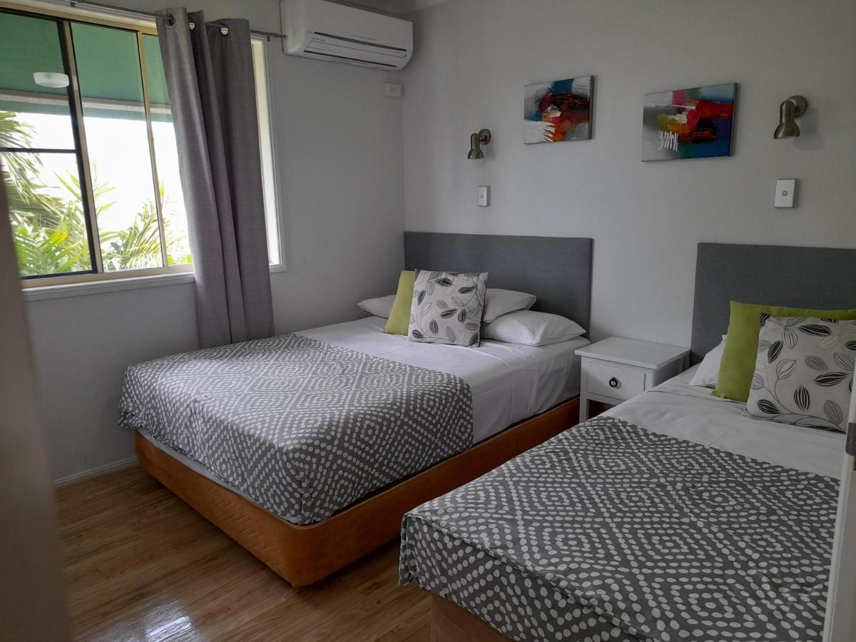 Airlie Apartments Airlie Beach Exteriör bild