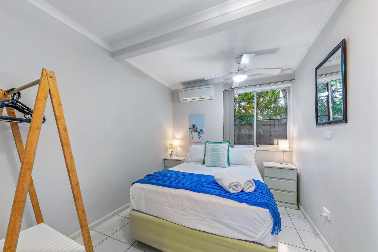 Airlie Apartments Airlie Beach Exteriör bild